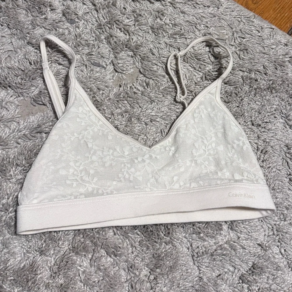 Calvin Klein chic cream
